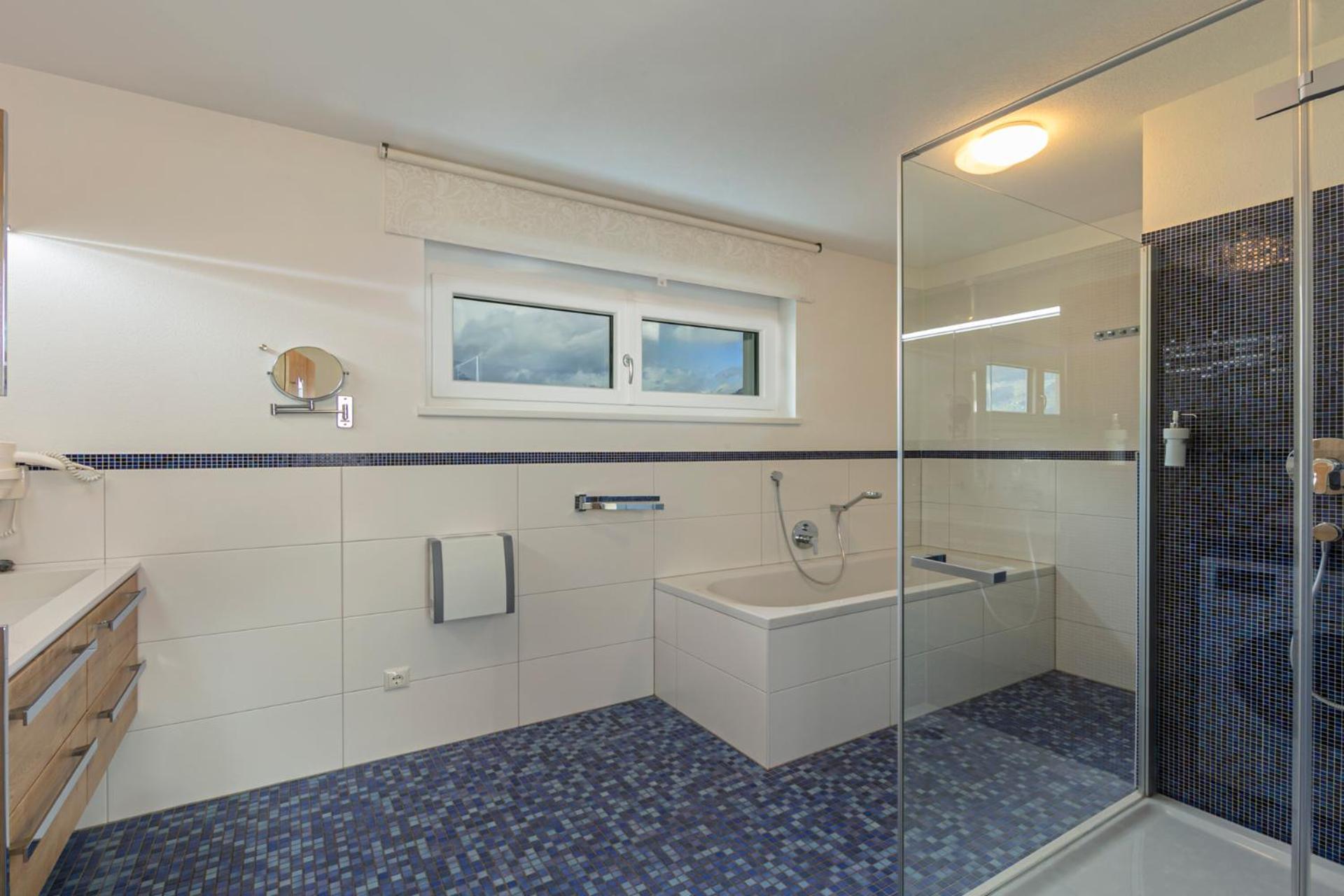 H21 - Modernes Ferienhaus 145Qm, 4Sz, Wellnessbereich Mit Sauna Und Dachterrasse Mit Panoramablick, Kuehlen Und Heizen Mit Geothermie Fügen Exteriör bild
